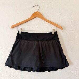 Lululemon Womens Black Pleated Tennis Skirt with Shorts